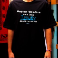 Herşeyin farkındasın ama halen gençlik parkındasın